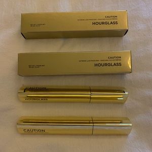Hourglass caution mascara